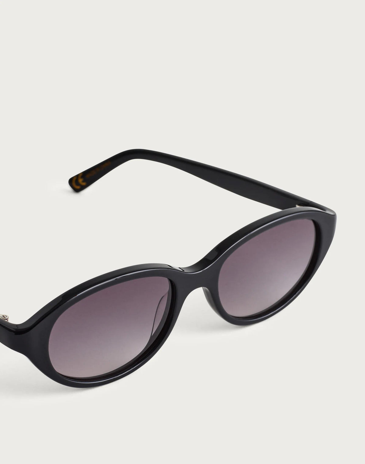 Madewell The Solina Oval Sunglasses True Black