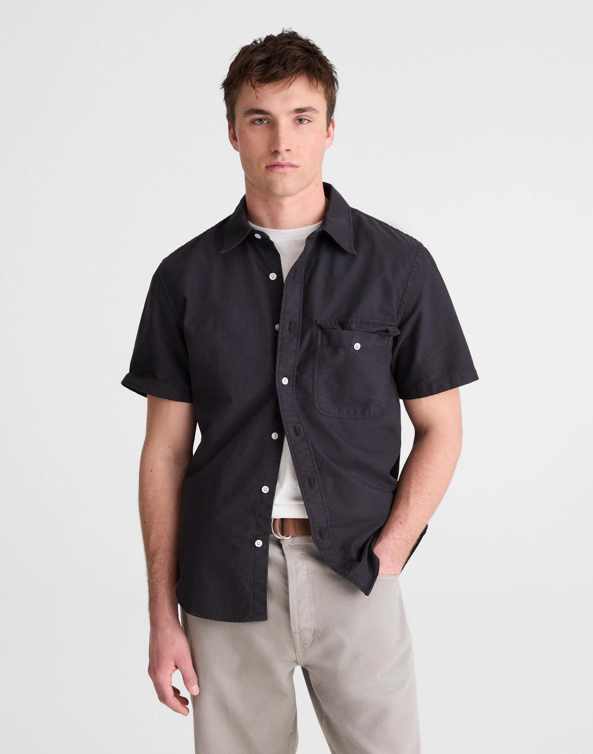 Madewell Short-Sleeve Single-Pocket Shirt in Allday Oxford Licorice