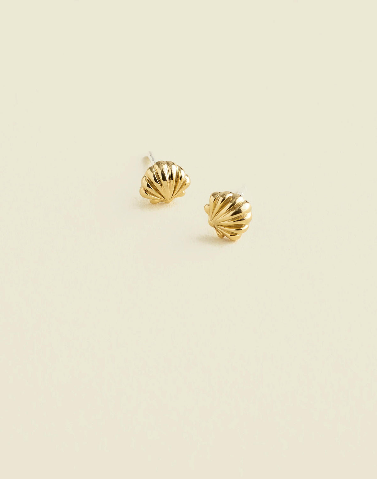 Madewell Demi-Fine Shell Stud Earrings 14k Gold