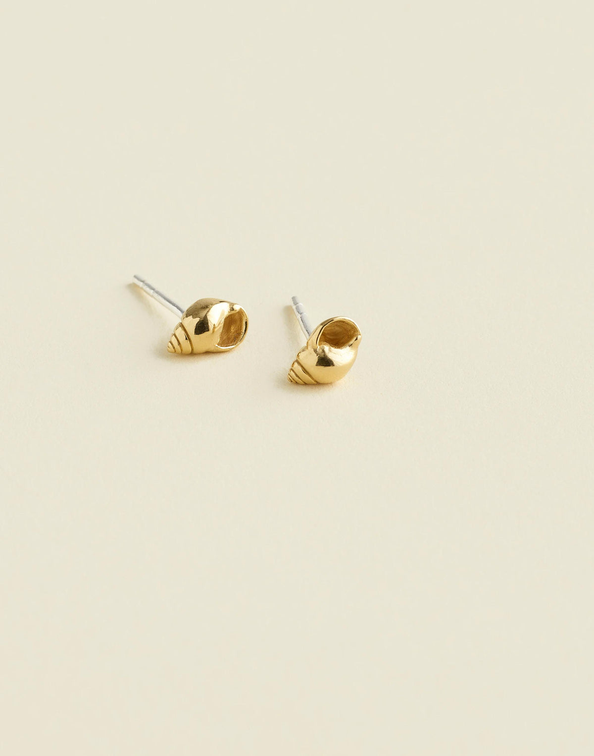 Madewell Demi-Fine Shell Stud Earrings 14k Gold